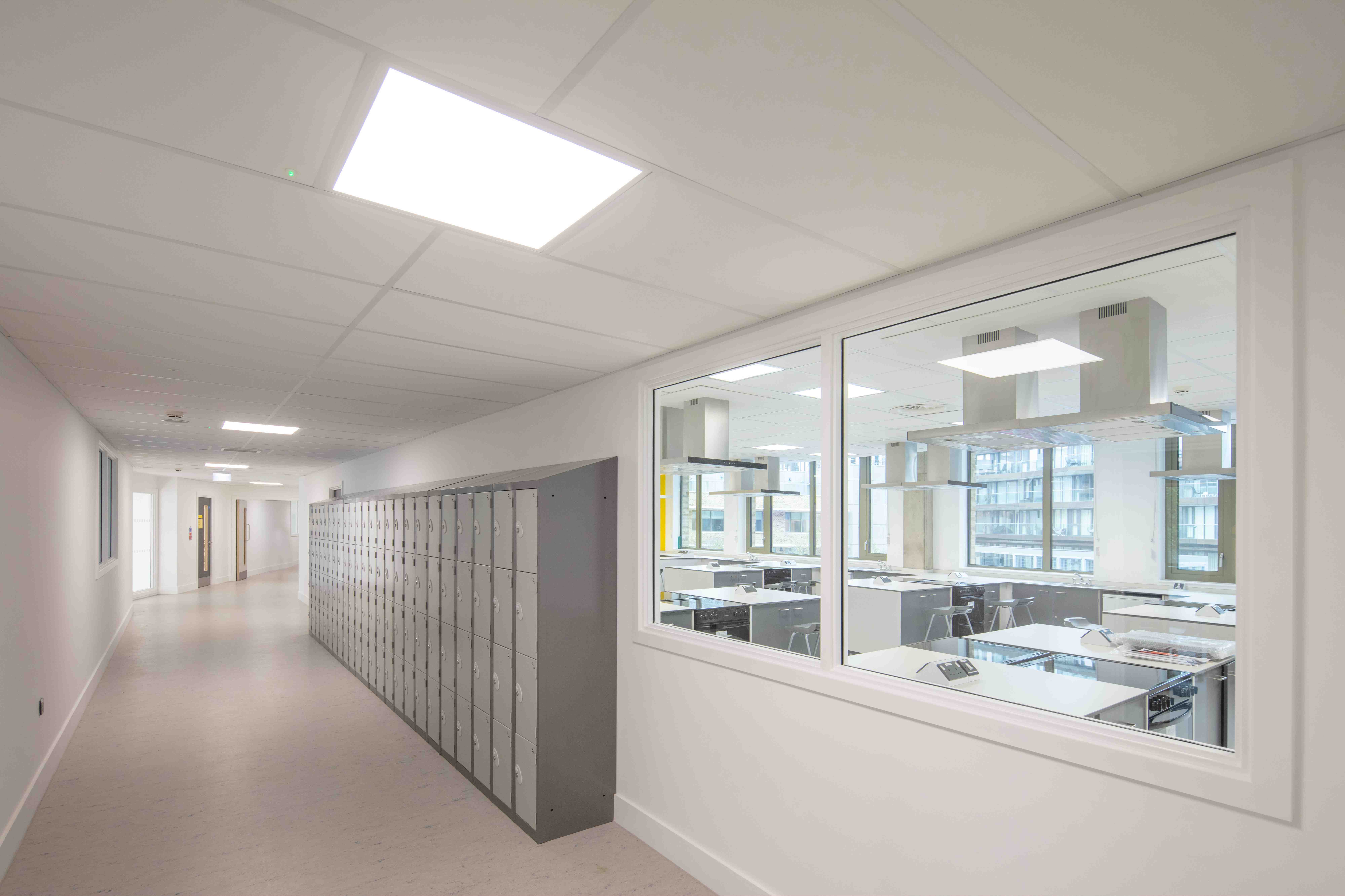 Mulberry Dock School, London — image 9