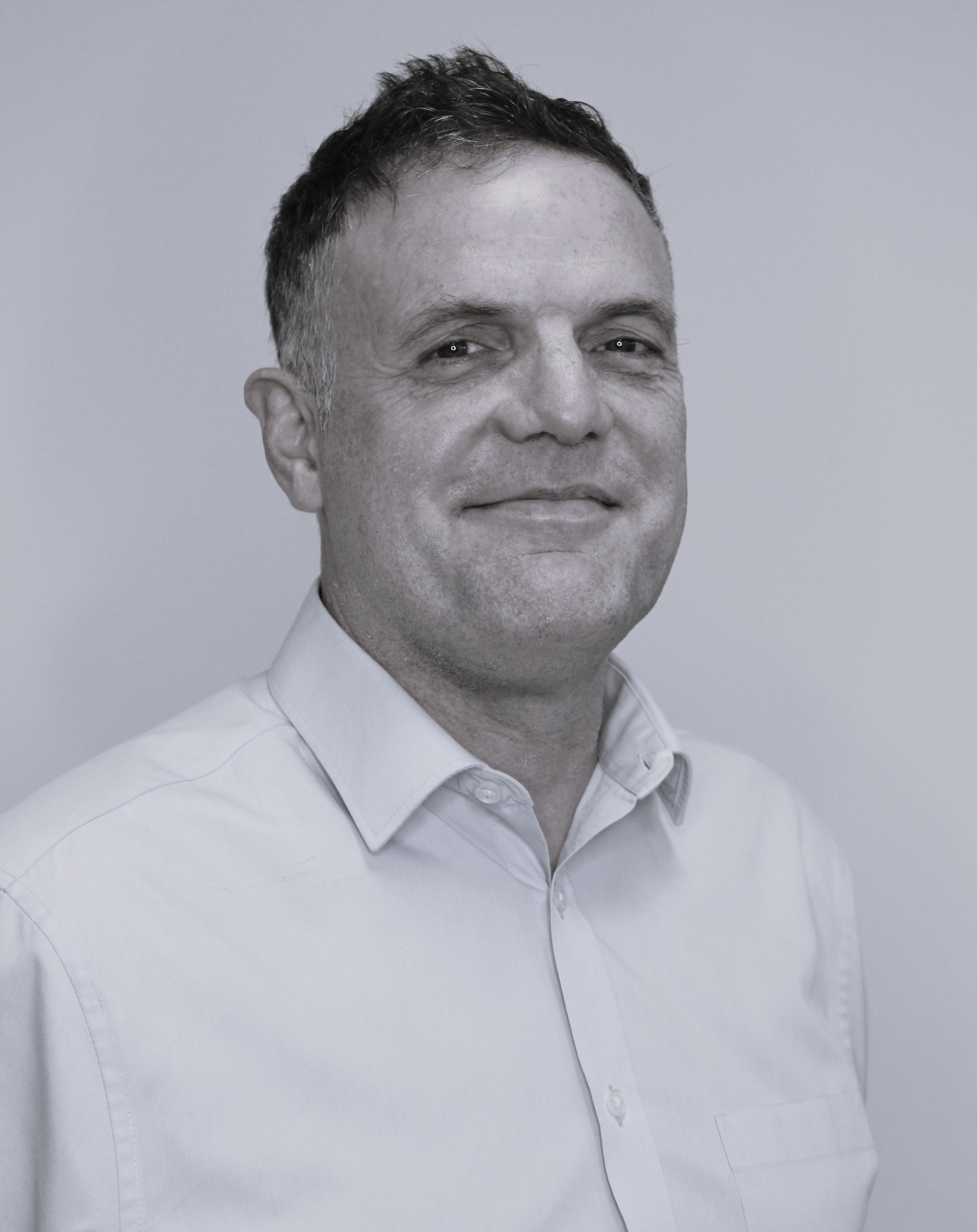 Lee Murray, Regional Director